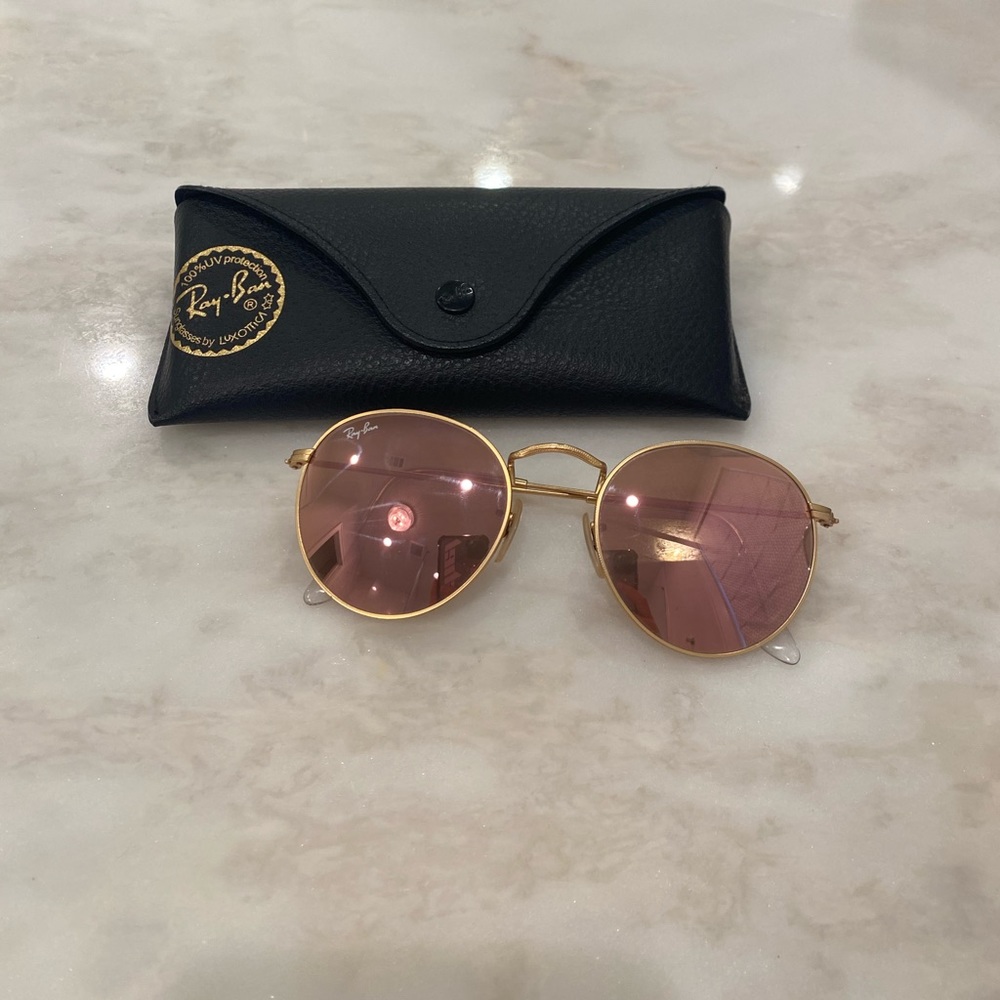 Ray Bans! - Picture 6 of 6
